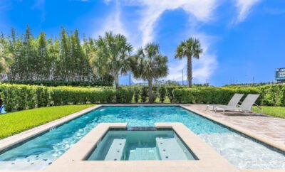 Modern 4 BDR Family Home with Free Pool Heat & Close to Disney!