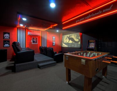 Chillin Like a Villa-Free pool heat and private home theater!