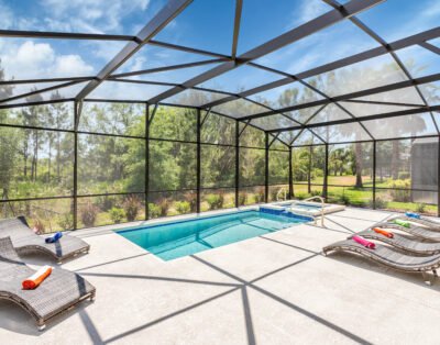 Large Luxury Villa – South Facing – No Rear Neighbors 7Bd/5.5Bath